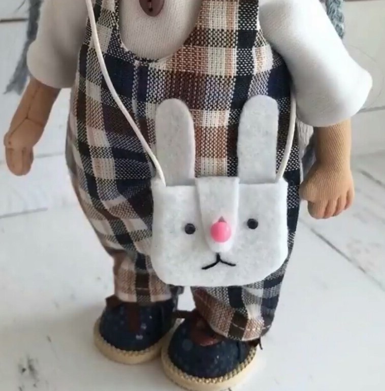 Выкройка сумки из фетра для куклы